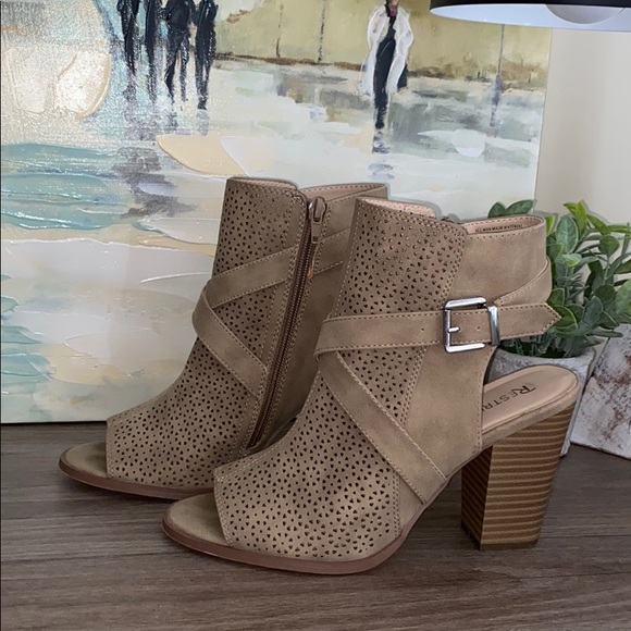 Restricted Booties Open Toe Size 9.5 - Picture 1 of 2